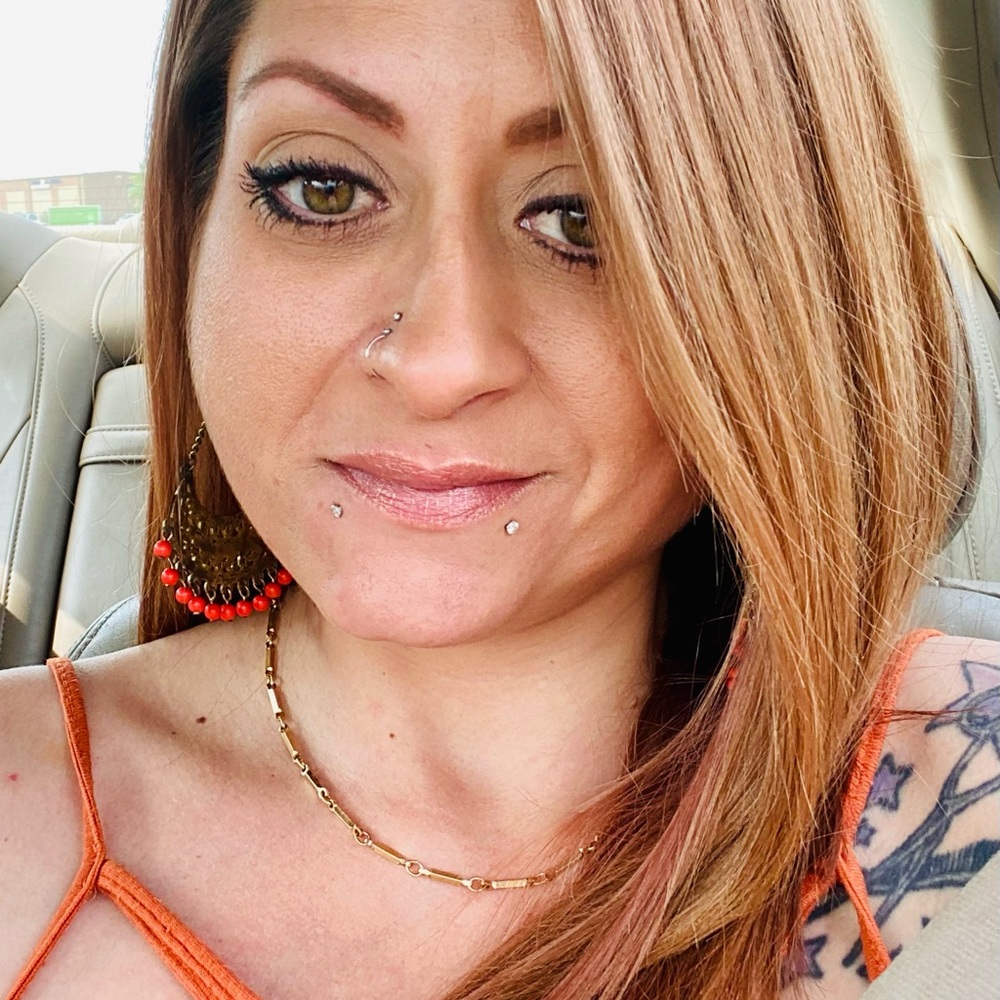 Meet your Posher, Jennifer